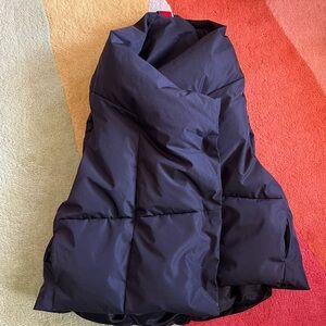 Black Puffer Vest High Neck M/L